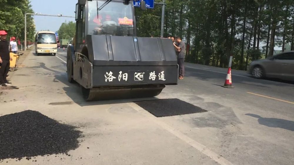 罗甸县公路运输管理事业单位领导概述